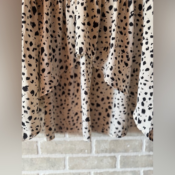 SHEIN Cream and Black Spotted Blouse - Picture 2 of 5